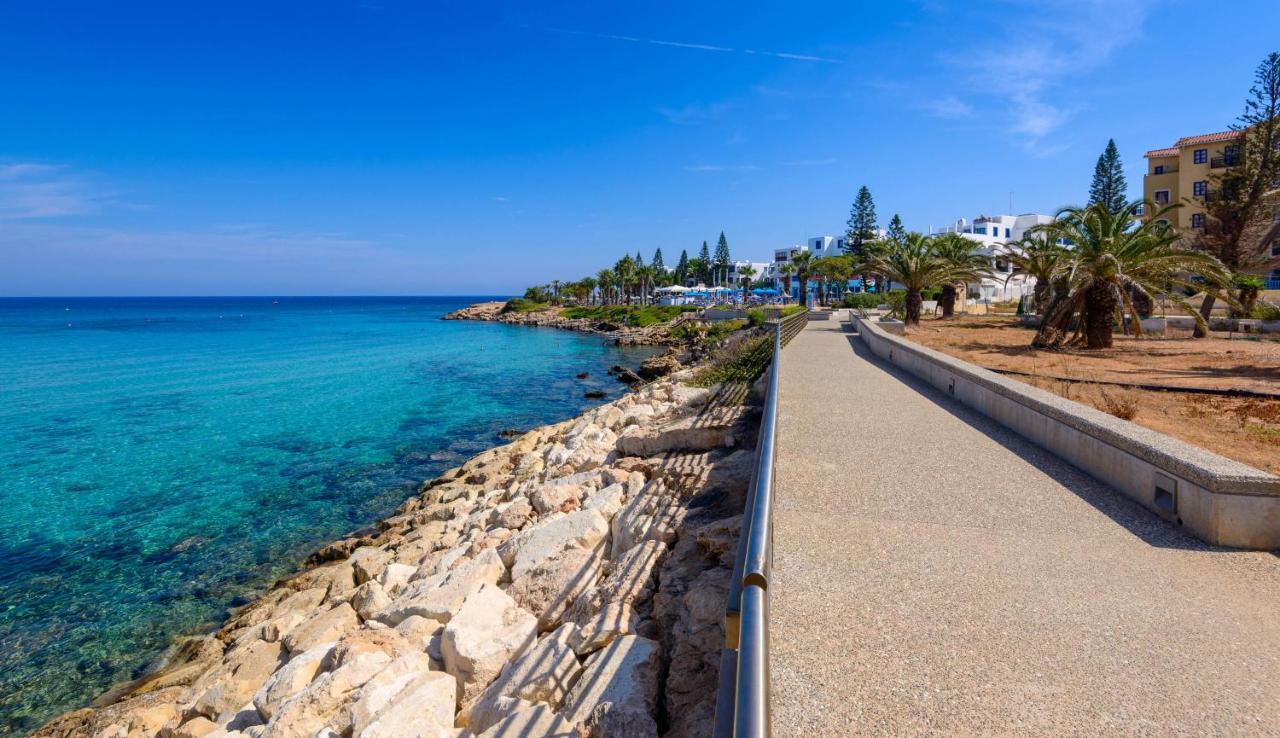 Villa Imperial Protaras Buitenkant foto
